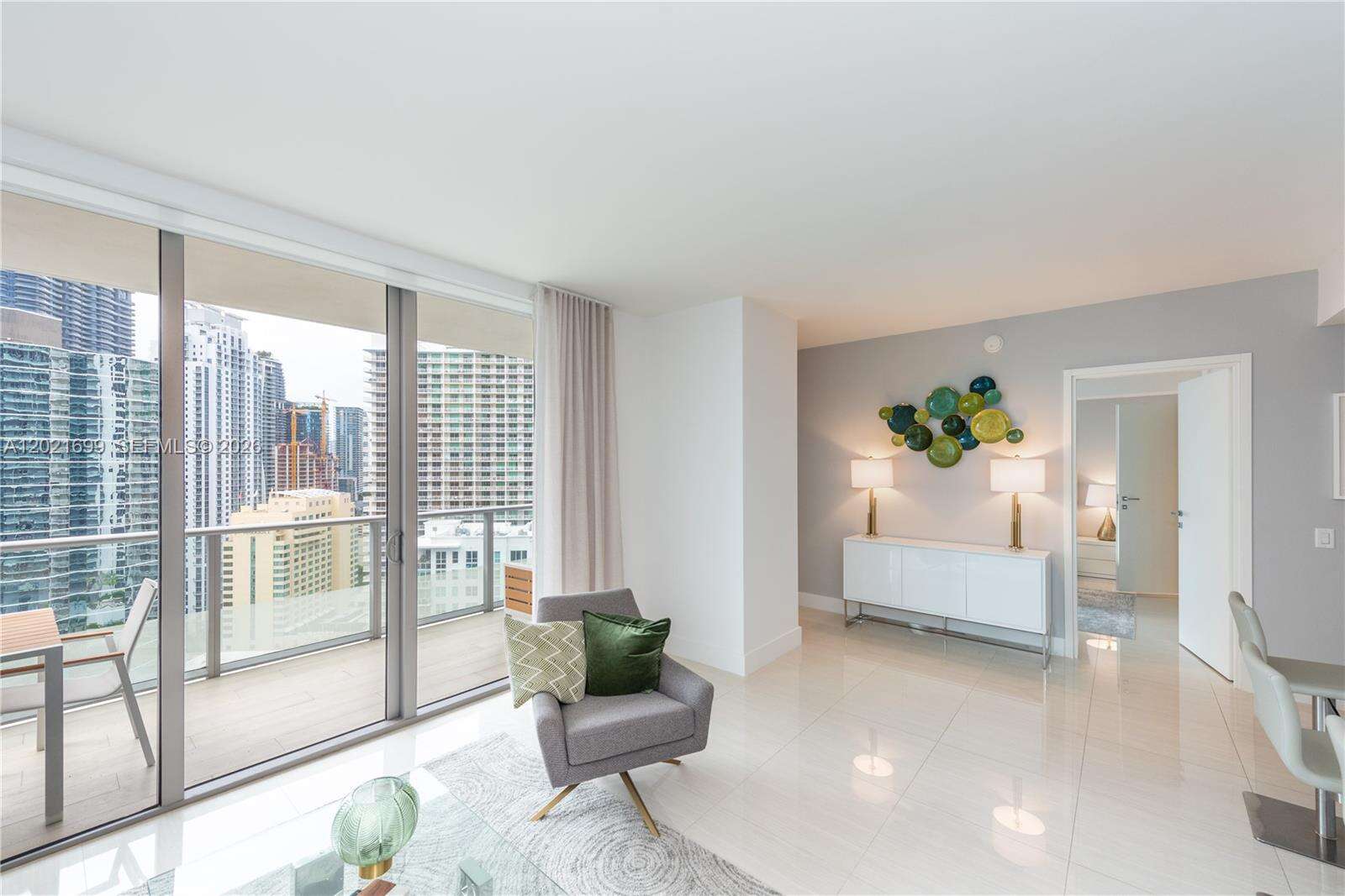 Brickell House at 1300 Brickell Bay Dr, Miami, FL 33131 - For Rent photo 6