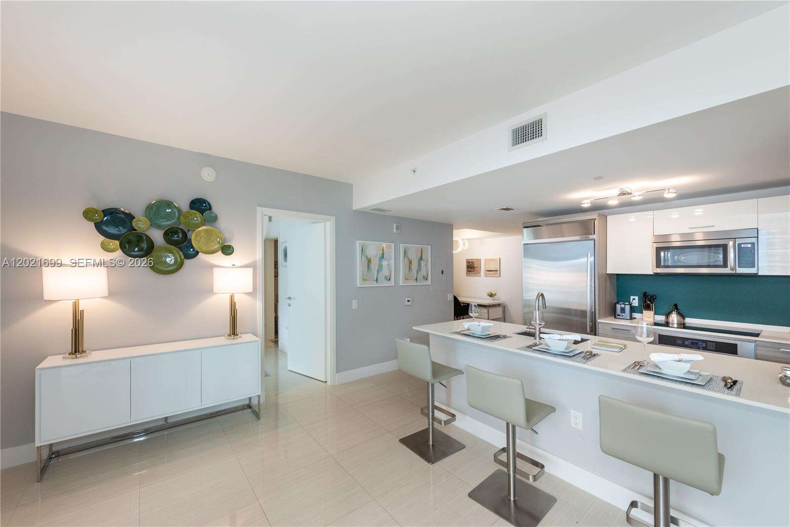 Brickell House at 1300 Brickell Bay Dr, Miami, FL 33131 - For Rent photo 7