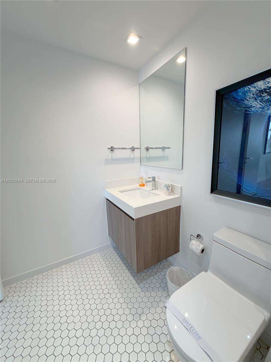Tiffany House at 401 Birch Rd, Fort Lauderdale, FL 33304 - For Rent photo 22