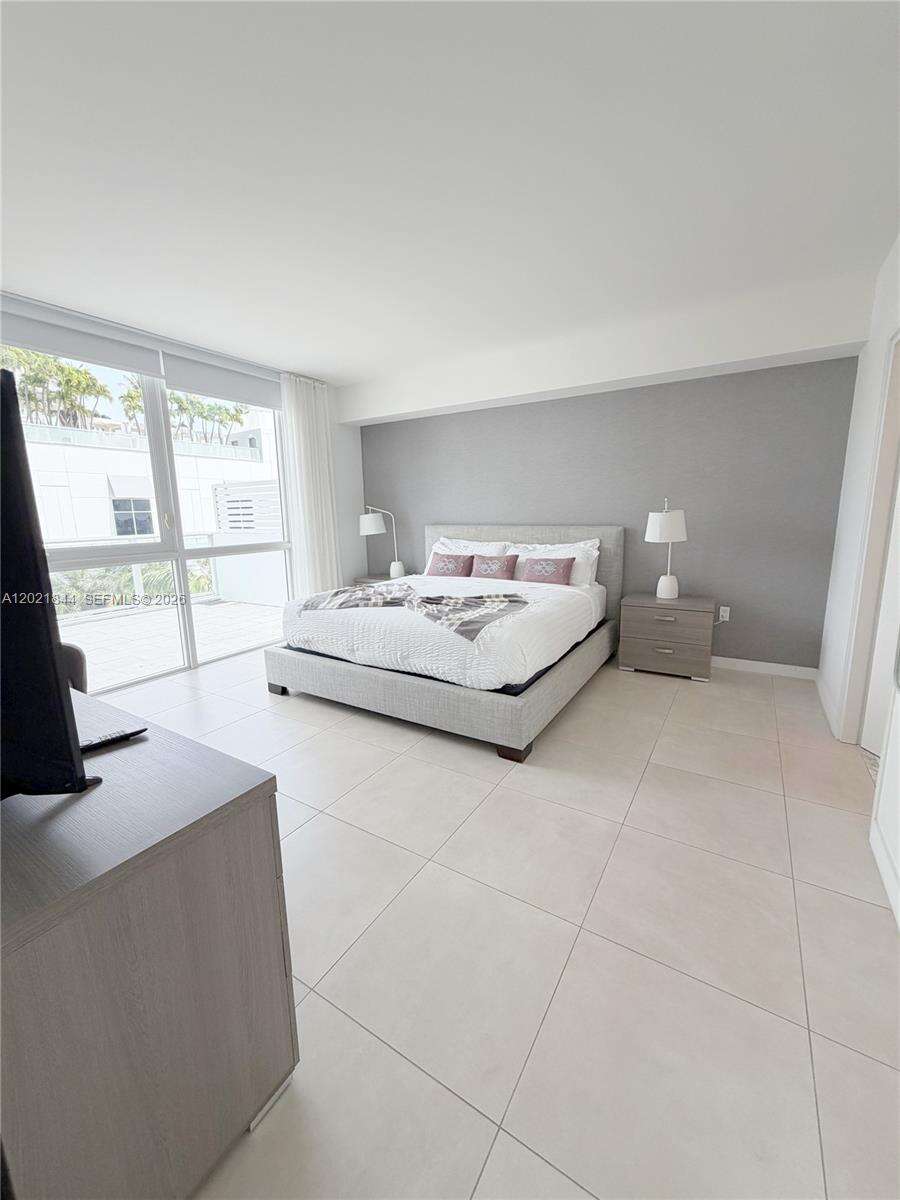 Tiffany House at 401 Birch Rd, Fort Lauderdale, FL 33304 - For Rent photo 7