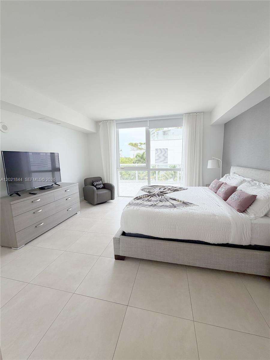 Tiffany House at 401 Birch Rd, Fort Lauderdale, FL 33304 - For Rent photo 9