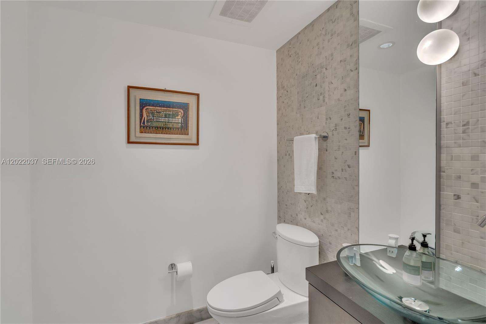 Epic Residences at 200 Biscayne Blvd Way, Miami, FL 33131 - For Rent photo 14