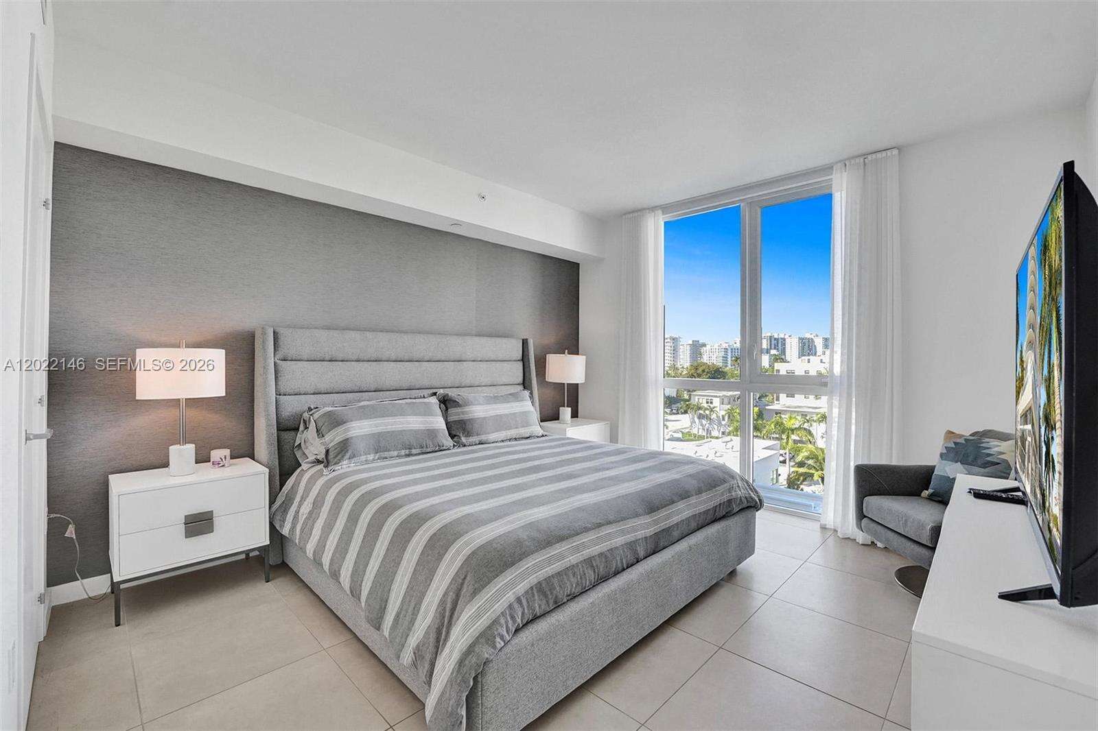Tiffany House at 401 Birch Rd, Fort Lauderdale, FL 33304 - For Rent photo 5