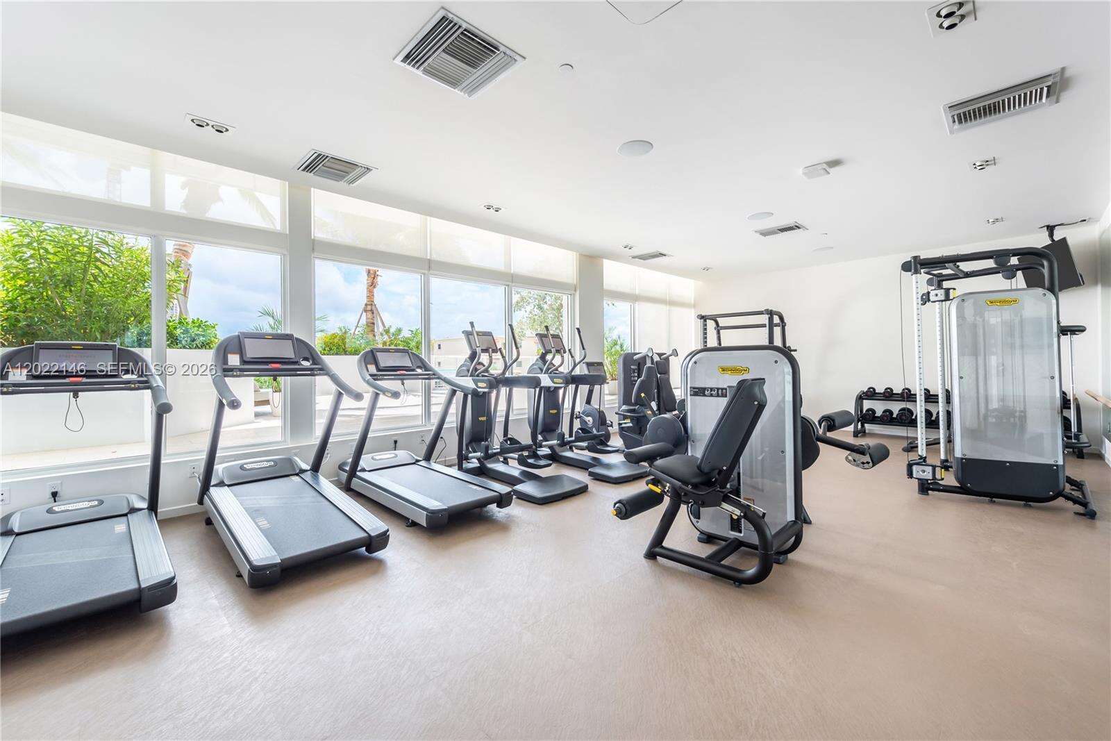 Tiffany House at 401 Birch Rd, Fort Lauderdale, FL 33304 - For Rent photo 45