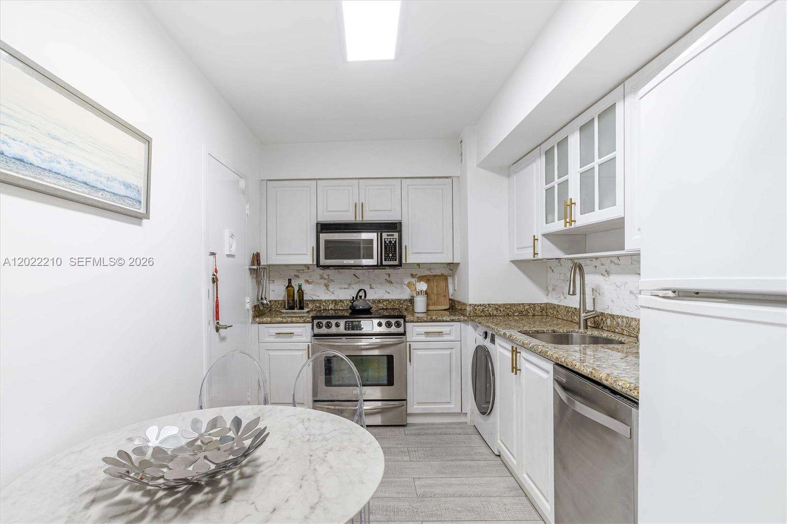 Carlisle On The Ocean at 9195 Collins Ave, Surfside, FL 33154 - For Rent photo 23