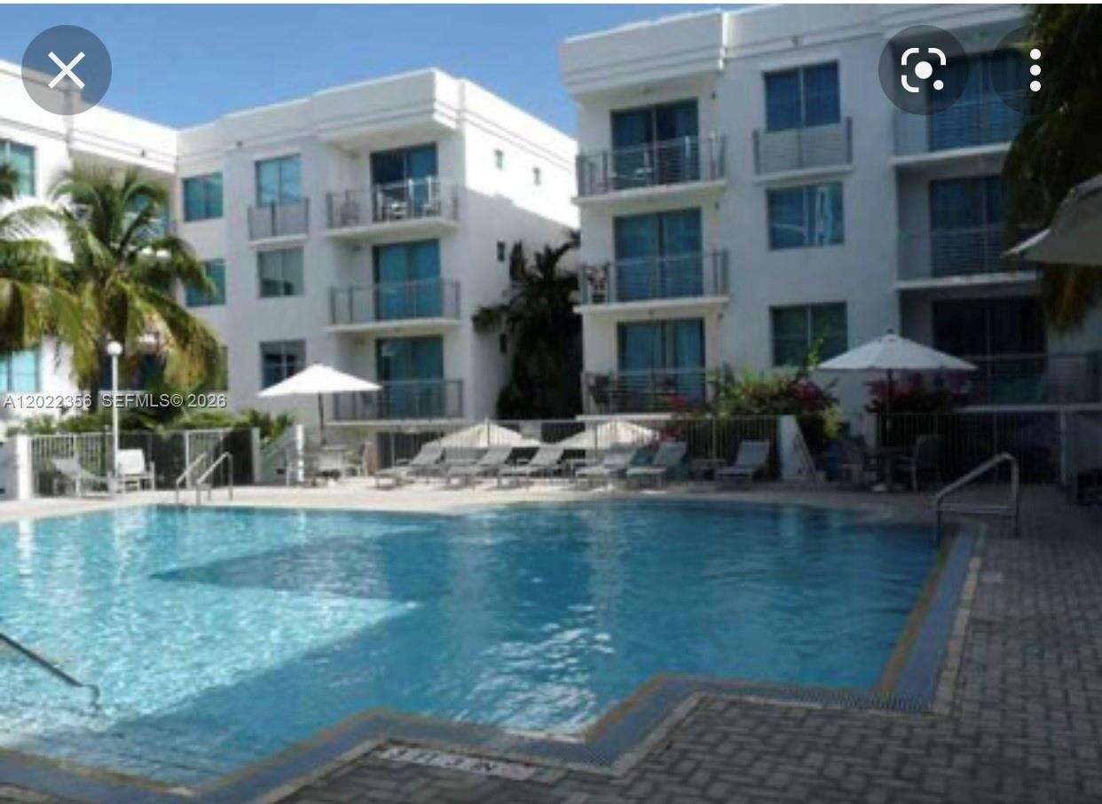 Cosmopolitan at 110 Washington Ave, Miami Beach, FL 33139 - For Rent photo 3