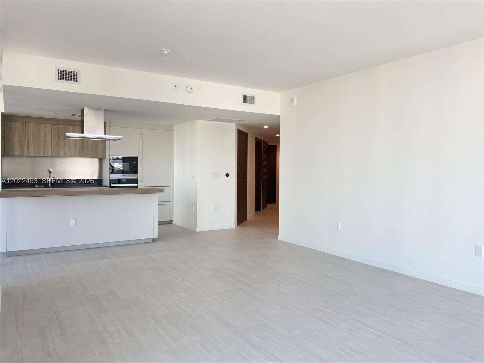 Brickell Flatiron at 1000 Brickell Plz, Miami, FL 33131 - For Rent photo 4
