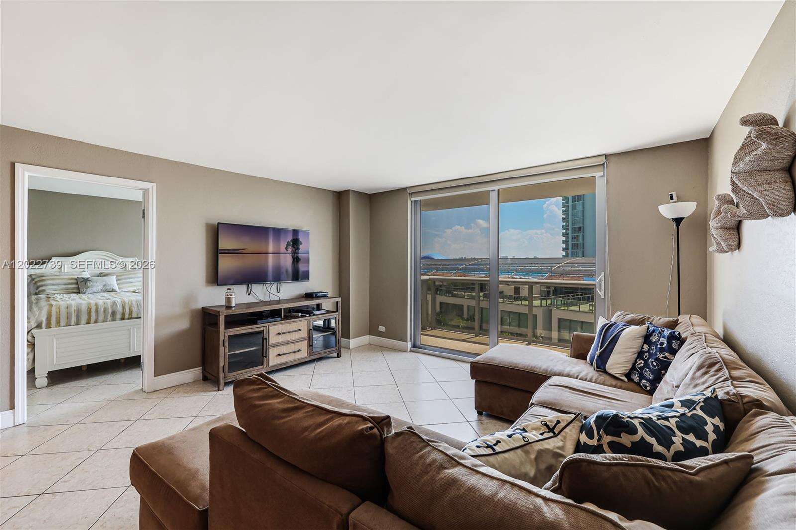 Maison Grande at 6039 Collins Ave, Miami Beach, FL 33140 - For Rent photo 2