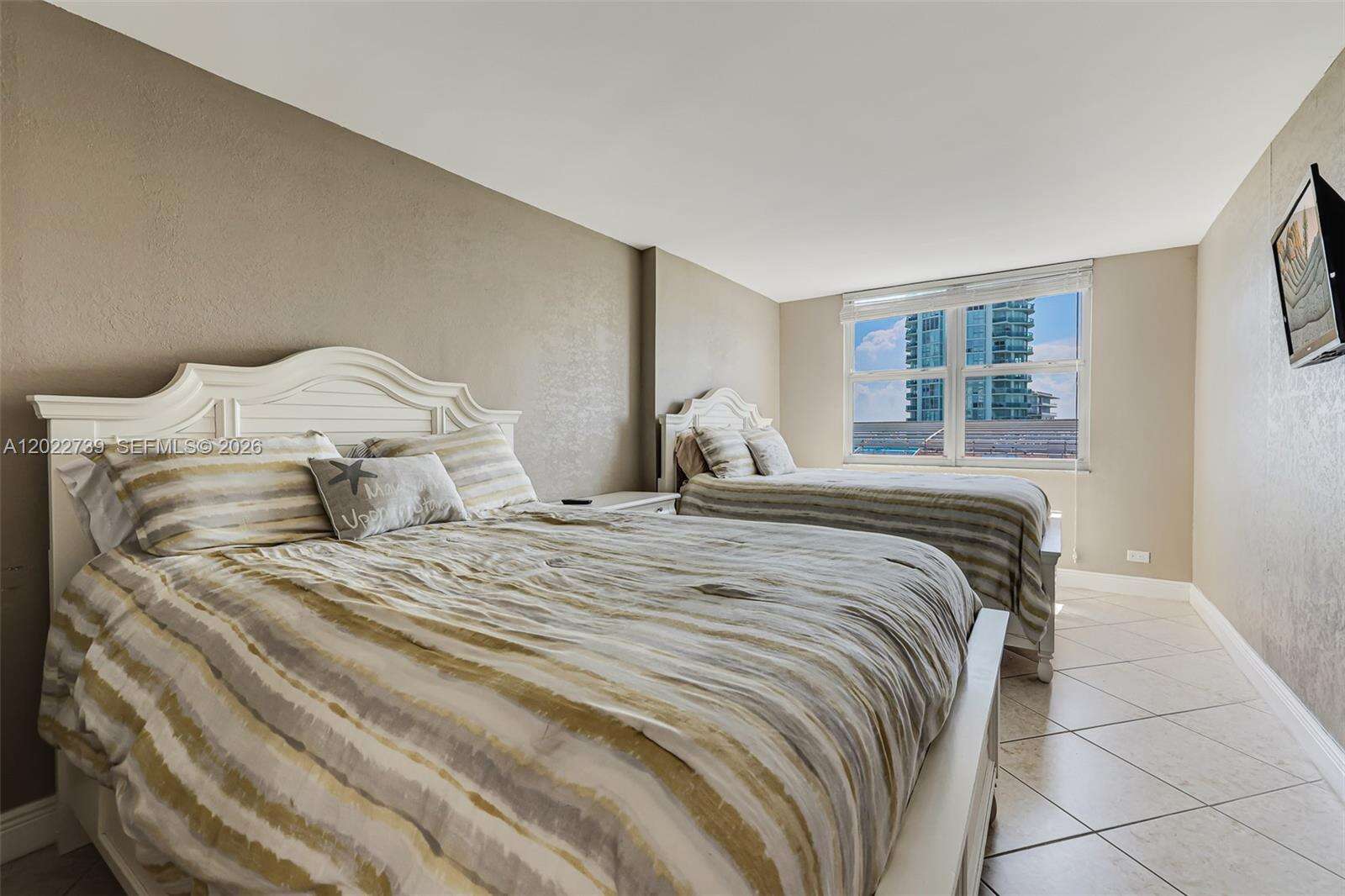 Maison Grande at 6039 Collins Ave, Miami Beach, FL 33140 - For Rent photo 22