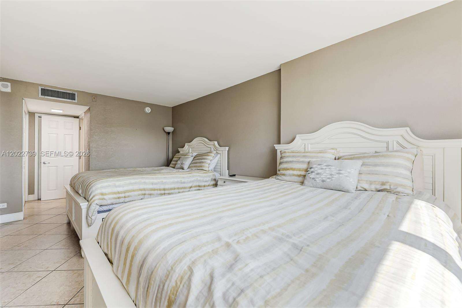 Maison Grande at 6039 Collins Ave, Miami Beach, FL 33140 - For Rent photo 23