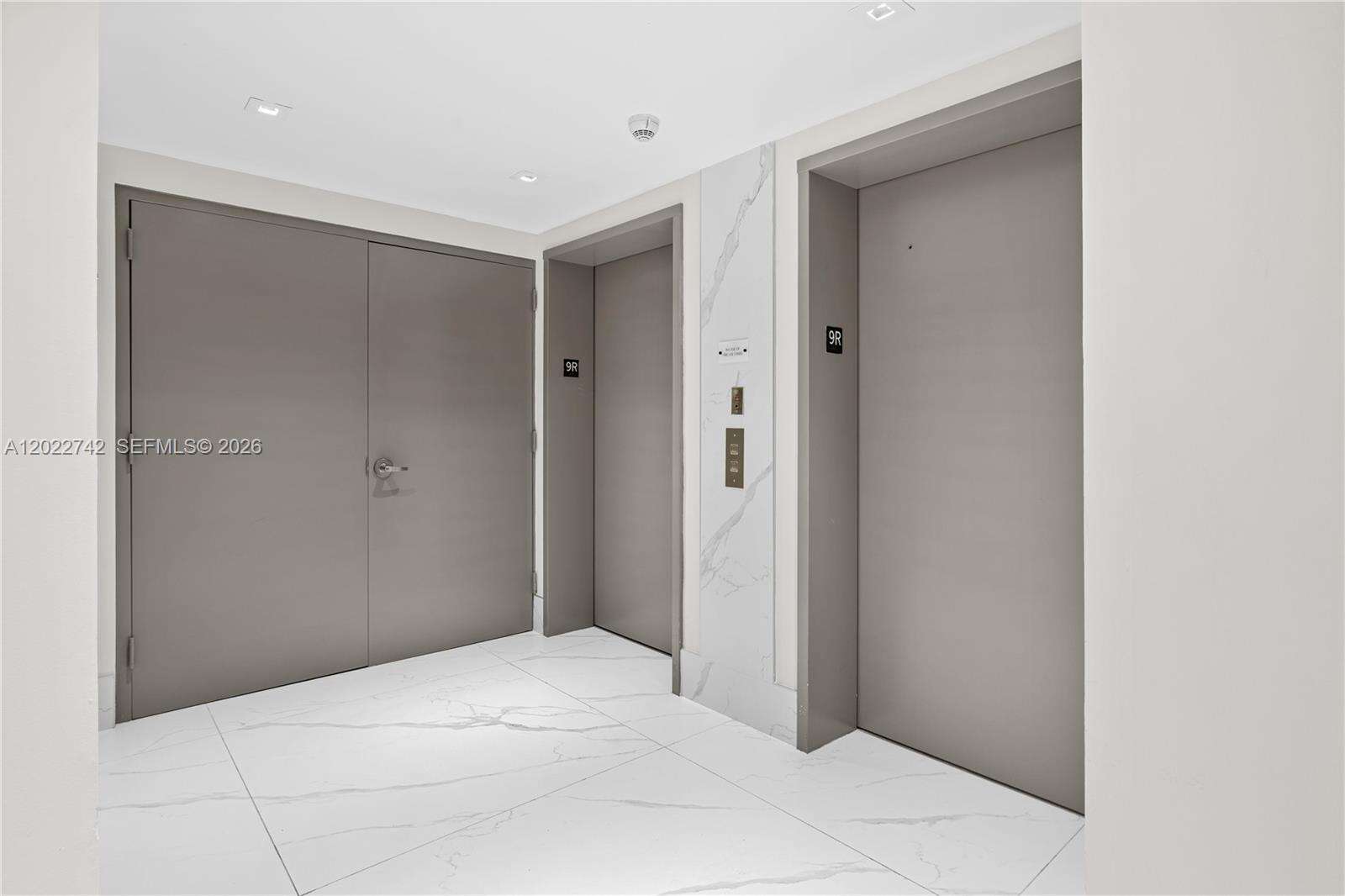 Murano Grande at 400 Alton Rd, Miami Beach, FL 33139 - For Rent photo 15