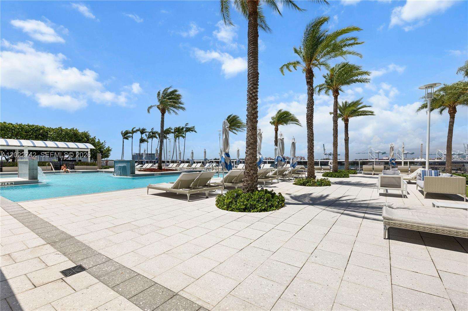 Murano Grande at 400 Alton Rd, Miami Beach, FL 33139 - For Rent photo 17