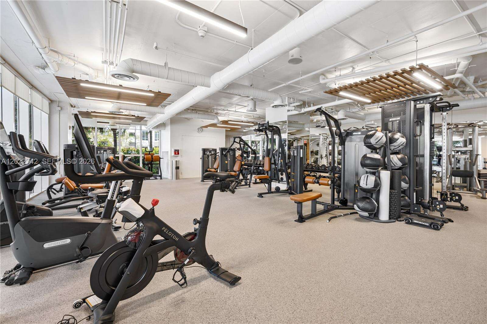 Murano Grande at 400 Alton Rd, Miami Beach, FL 33139 - For Rent photo 23