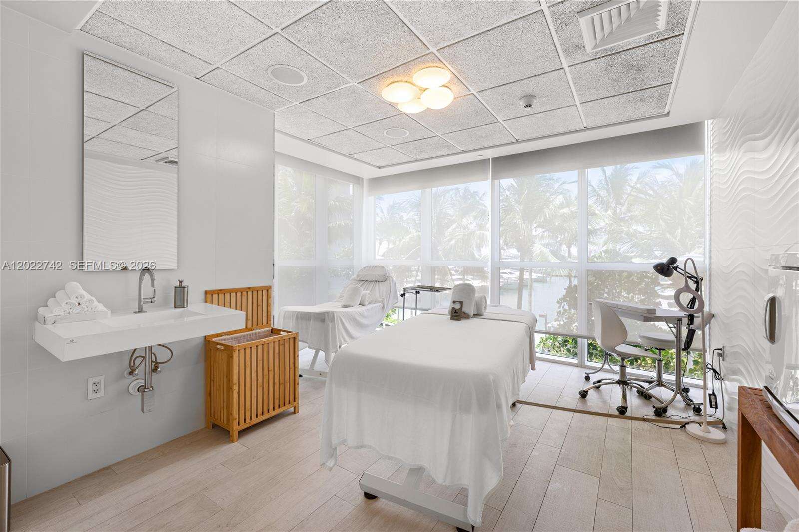 Murano Grande at 400 Alton Rd, Miami Beach, FL 33139 - For Rent photo 25