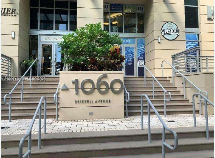1060 Brickell at 1060 Brickell Ave, Miami, FL 33131 - For Rent photo 1