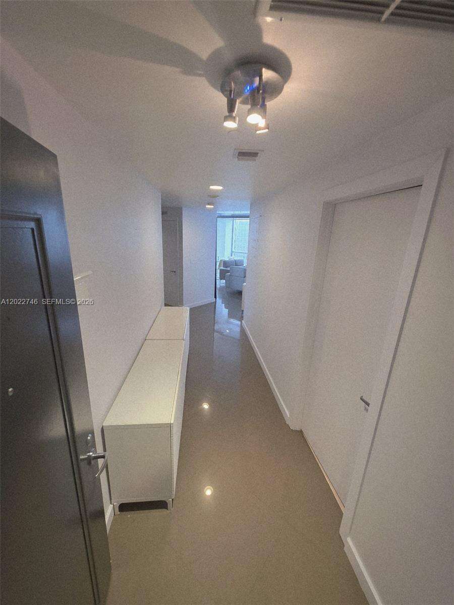 1060 Brickell at 1060 Brickell Ave, Miami, FL 33131 - For Rent photo 12