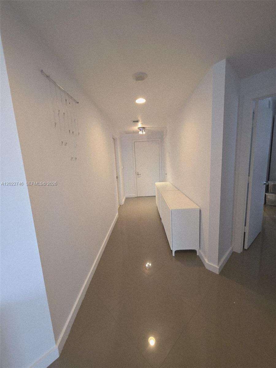 1060 Brickell at 1060 Brickell Ave, Miami, FL 33131 - For Rent photo 14