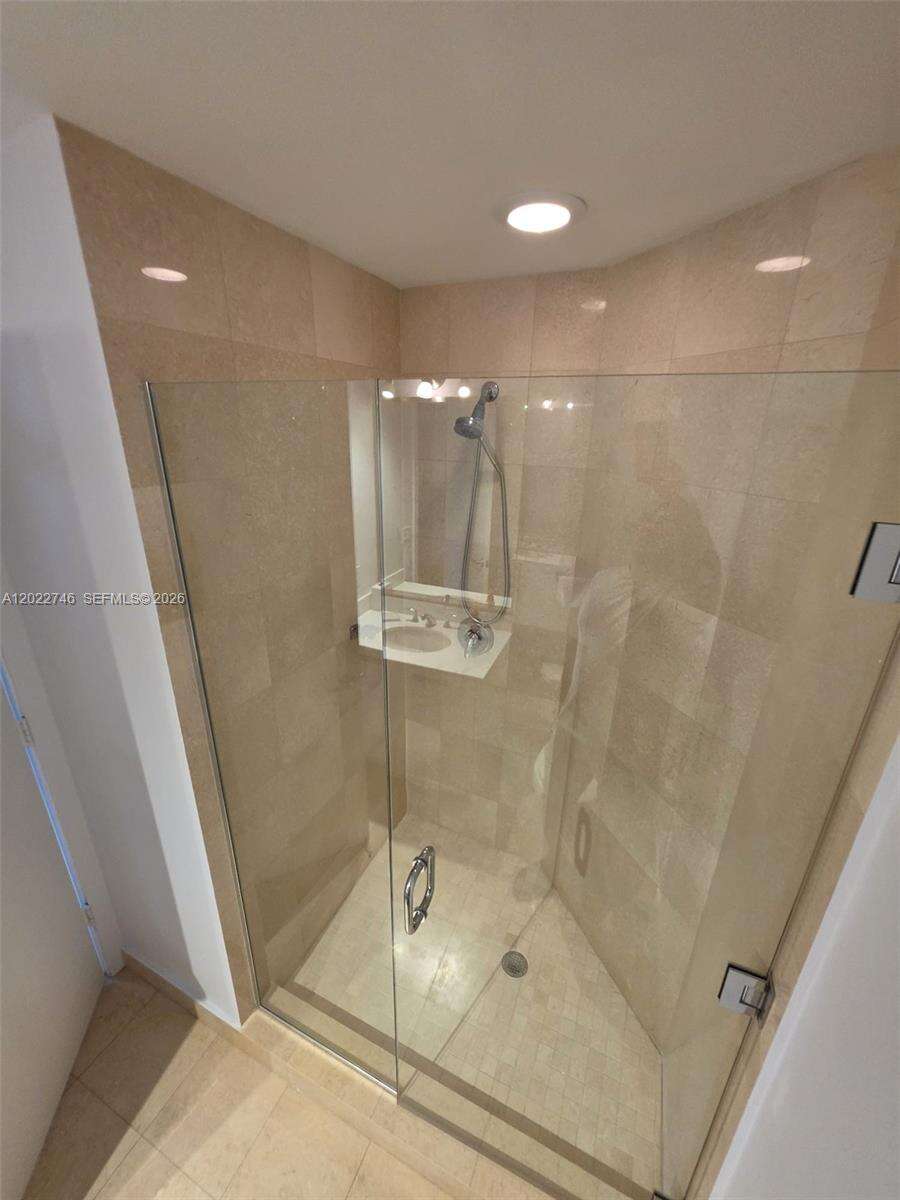 1060 Brickell at 1060 Brickell Ave, Miami, FL 33131 - For Rent photo 3
