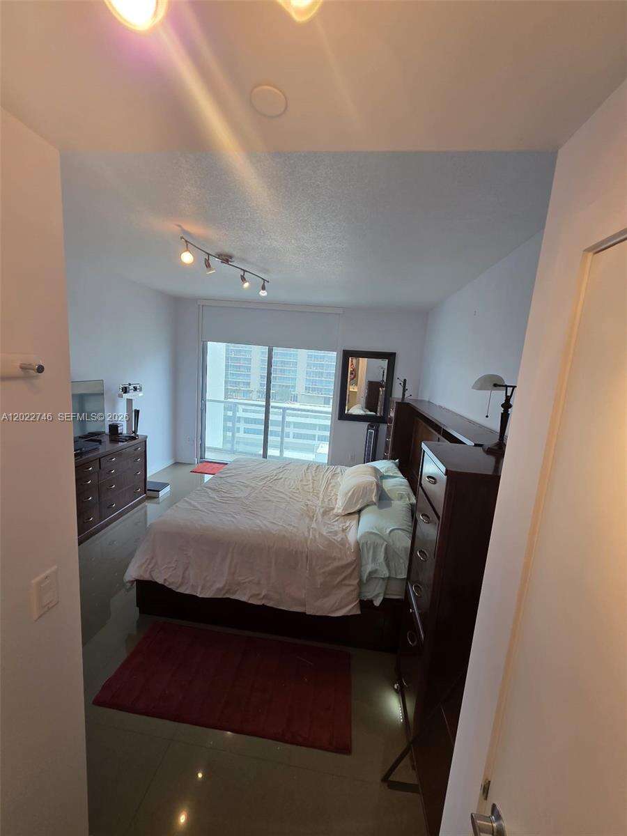 1060 Brickell at 1060 Brickell Ave, Miami, FL 33131 - For Rent photo 22