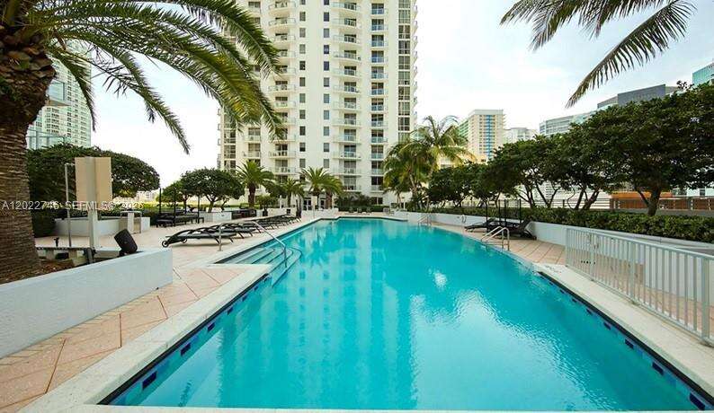 1060 Brickell at 1060 Brickell Ave, Miami, FL 33131 - For Rent photo 28