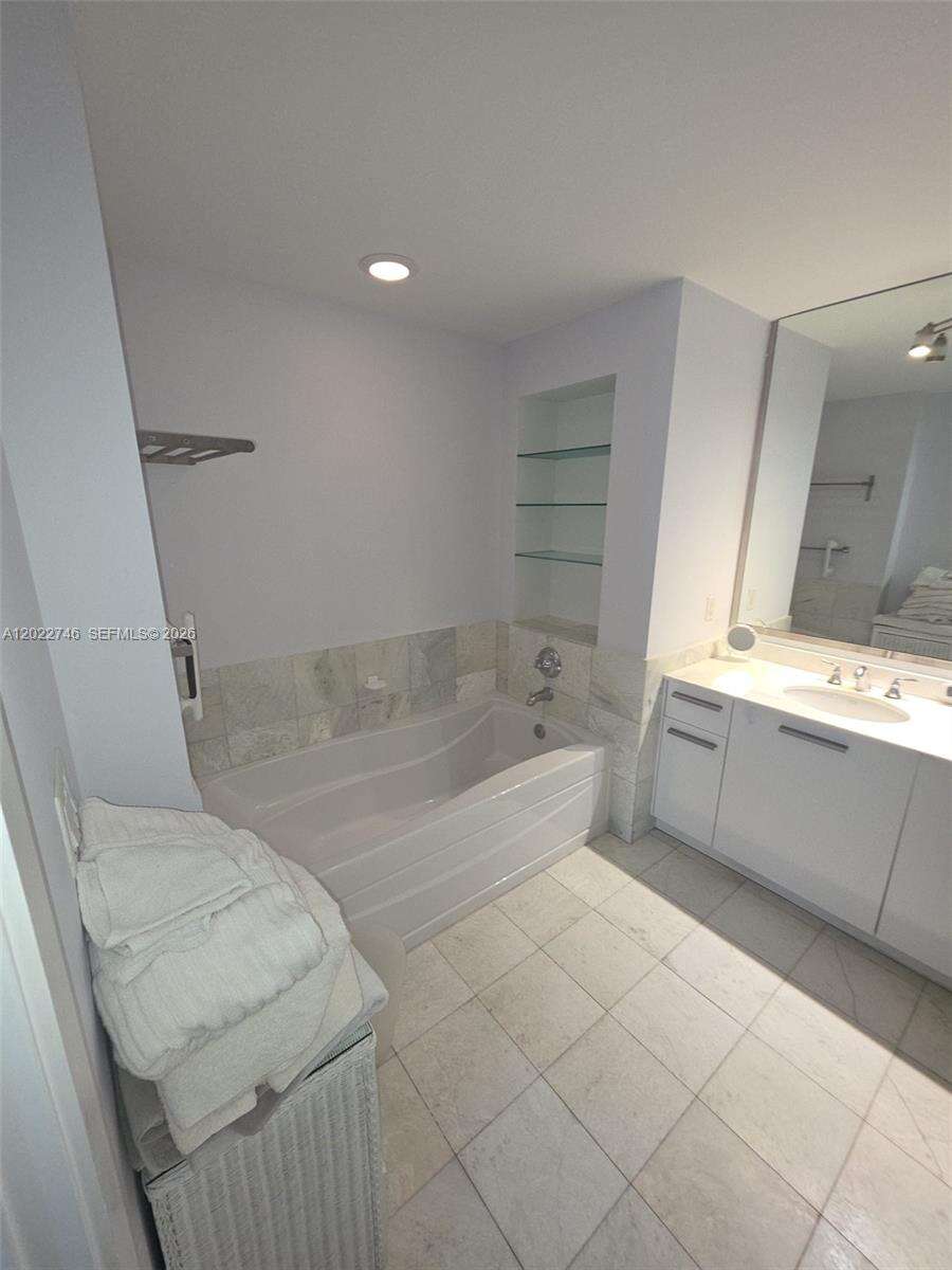 1060 Brickell at 1060 Brickell Ave, Miami, FL 33131 - For Rent photo 44