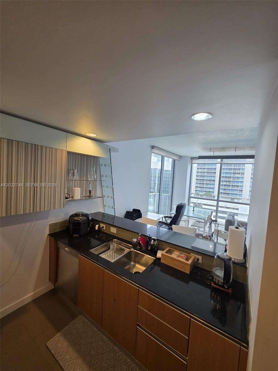 1060 Brickell at 1060 Brickell Ave, Miami, FL 33131 - For Rent photo 45
