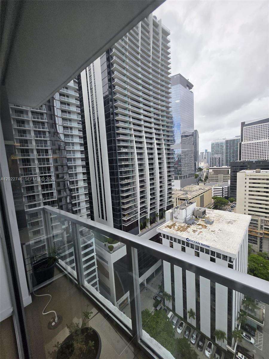1060 Brickell at 1060 Brickell Ave, Miami, FL 33131 - For Rent photo 6