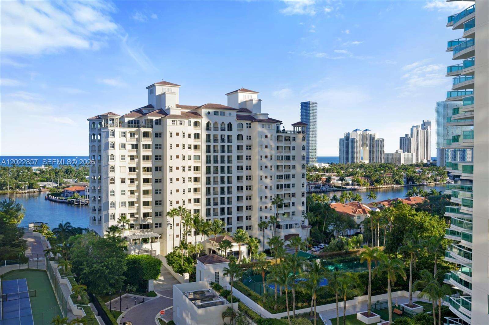 The Landmark at 20185 Country Club Dr, Aventura, FL 33180 - For Rent photo 2