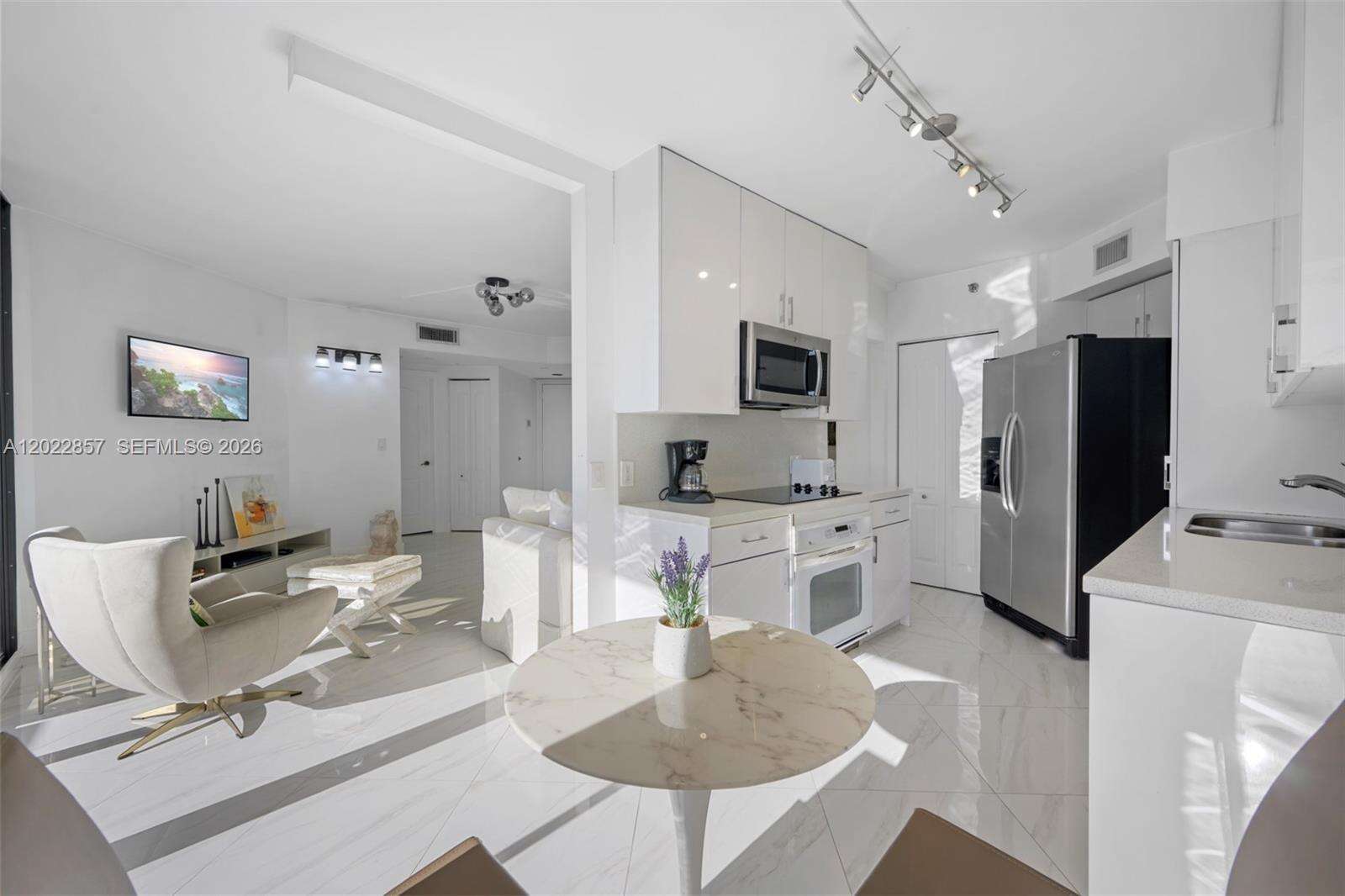 The Landmark at 20185 Country Club Dr, Aventura, FL 33180 - For Rent photo 13