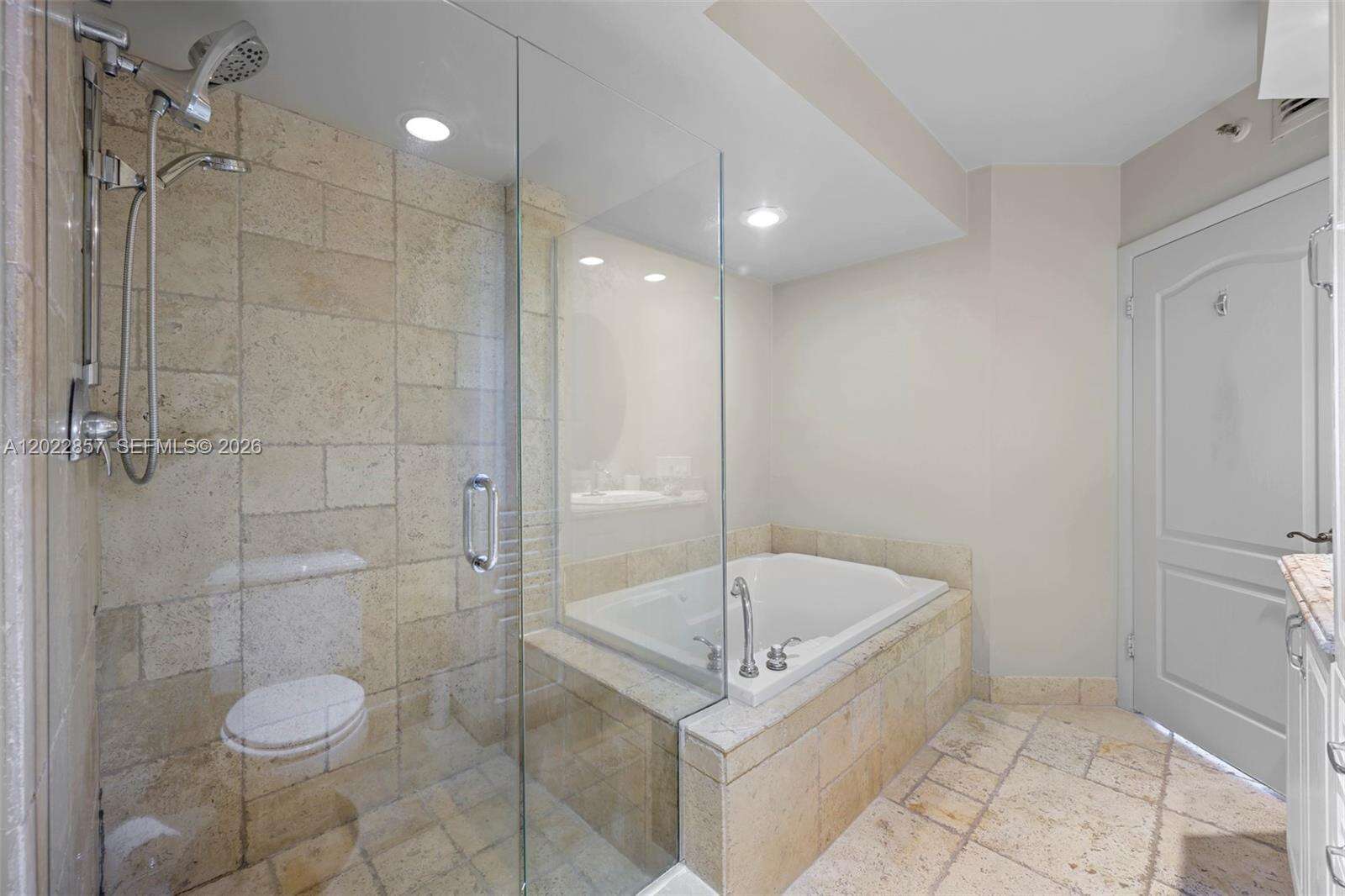 The Landmark at 20185 Country Club Dr, Aventura, FL 33180 - For Rent photo 19
