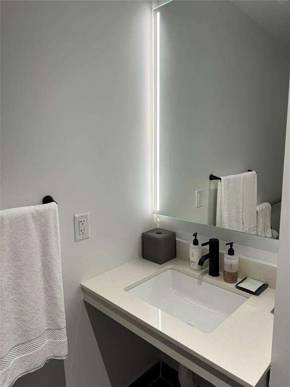 The Elser at 398 5, Miami, FL 33132 - For Rent photo 7