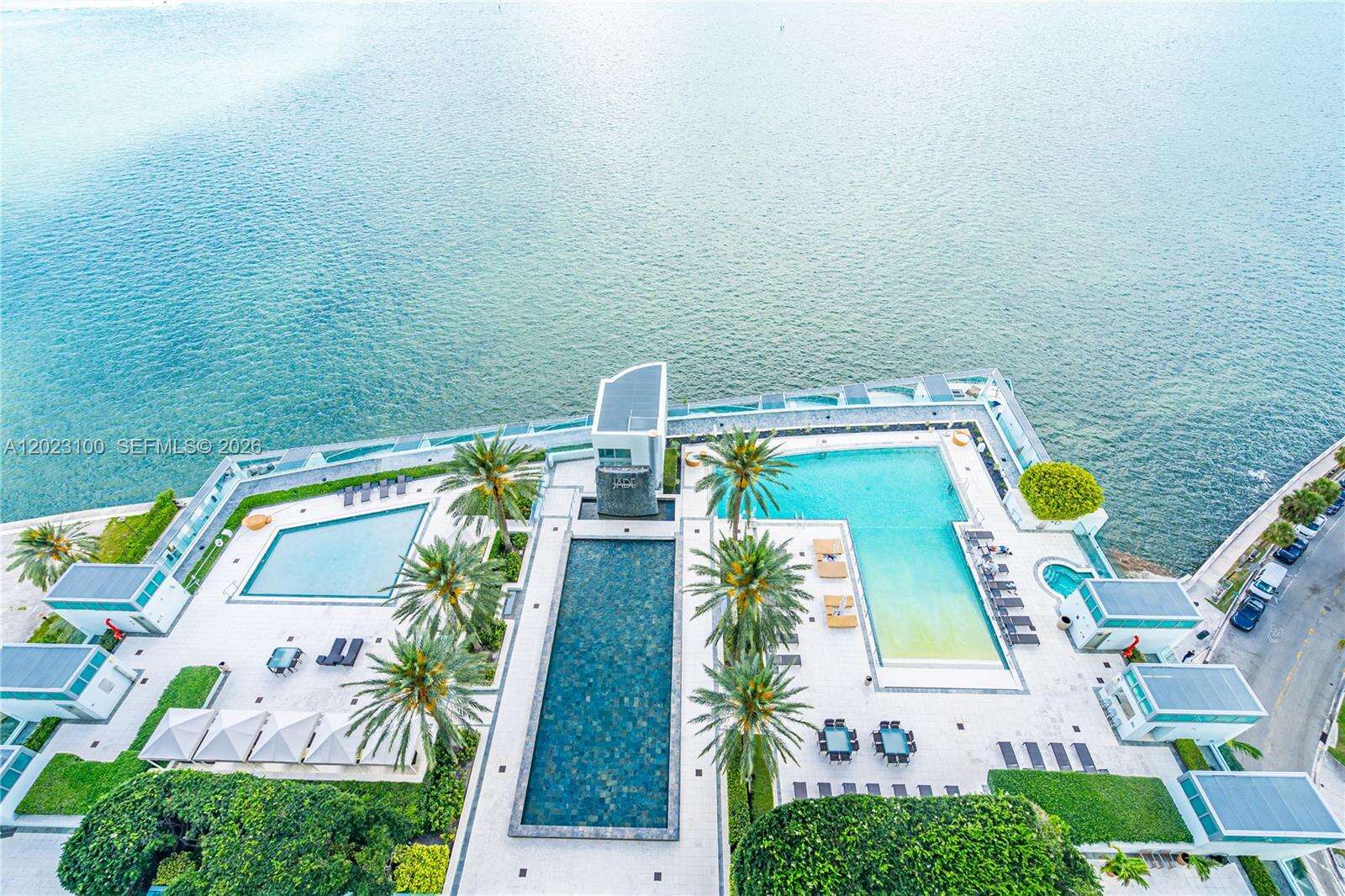 Jade At Brickell Bay at 1331 Brickell Bay Dr, Miami, FL 33131 - For Rent photo 17