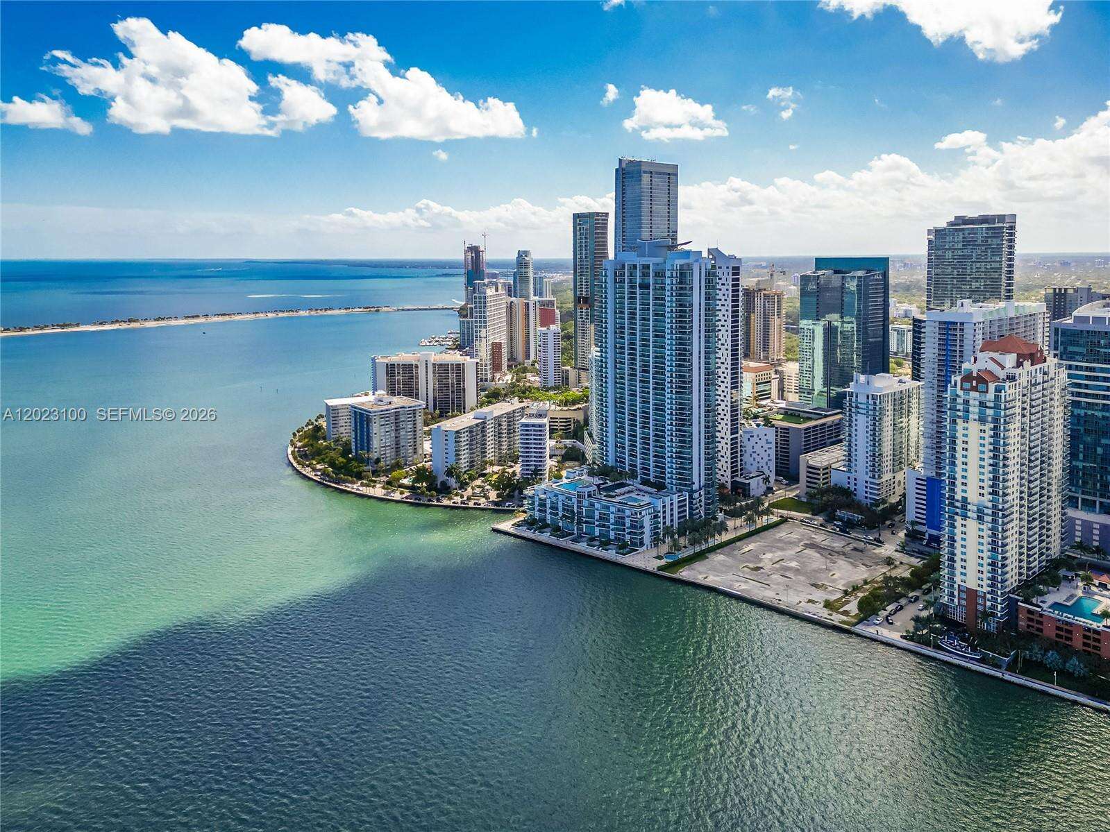 Jade At Brickell Bay at 1331 Brickell Bay Dr, Miami, FL 33131 - For Rent photo 18