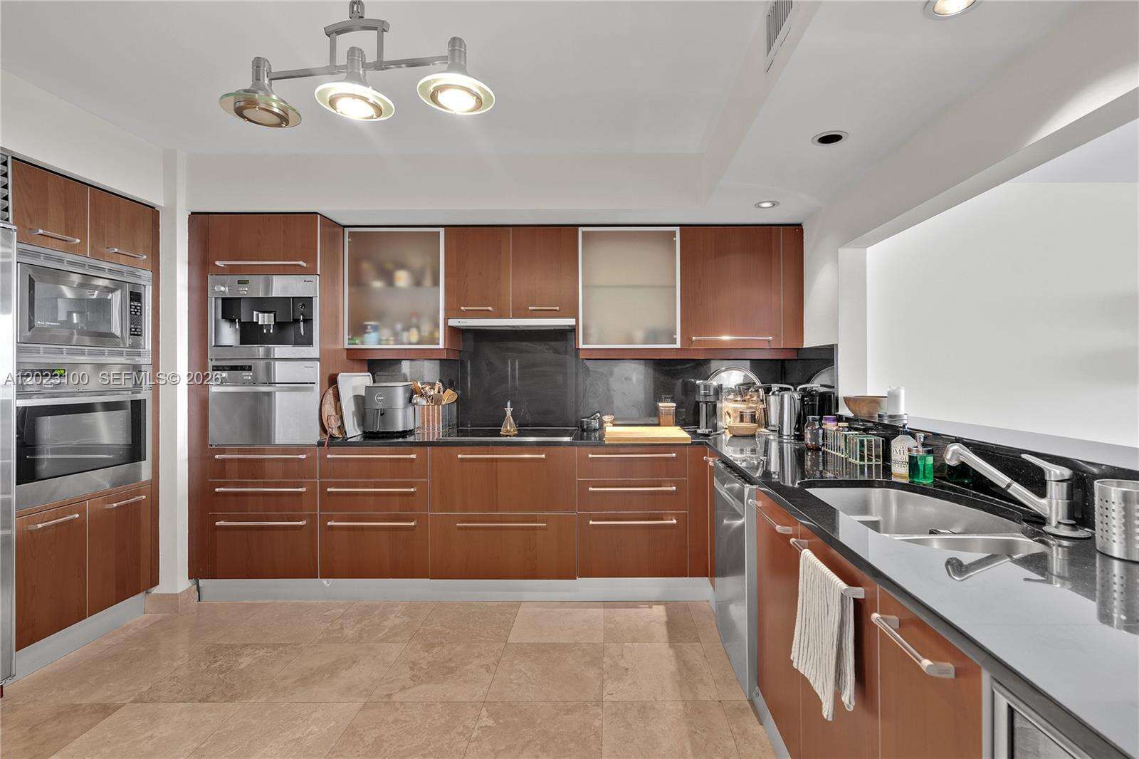 Jade At Brickell Bay at 1331 Brickell Bay Dr, Miami, FL 33131 - For Rent photo 5