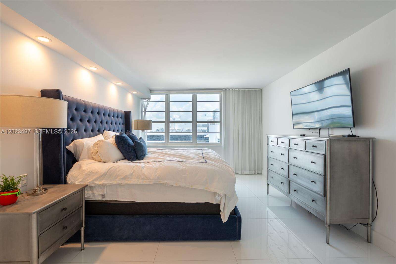 Decoplage at 100 Lincoln Rd, Miami Beach, FL 33139 - For Rent photo 13