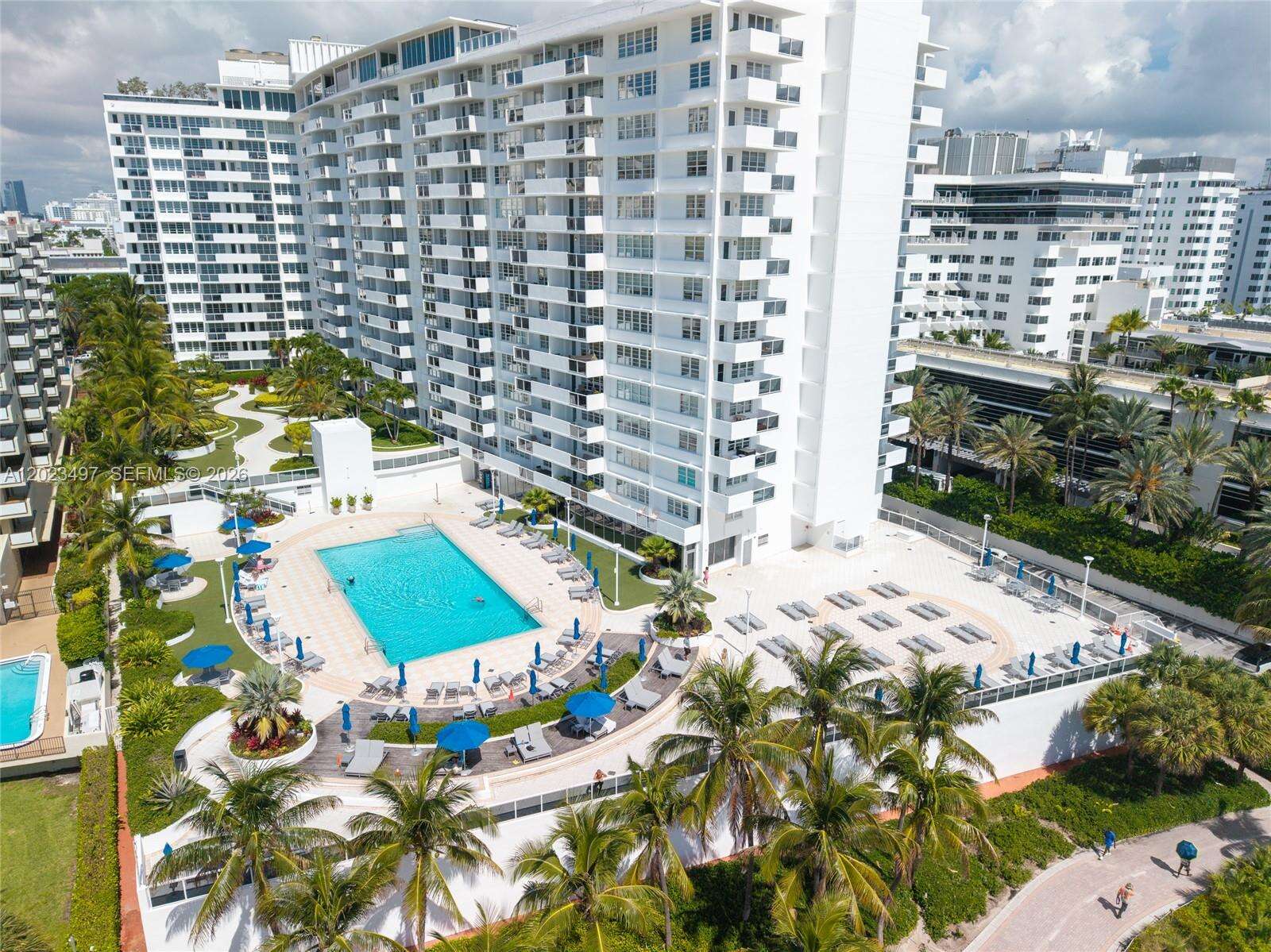 Decoplage at 100 Lincoln Rd, Miami Beach, FL 33139 - For Rent photo 3