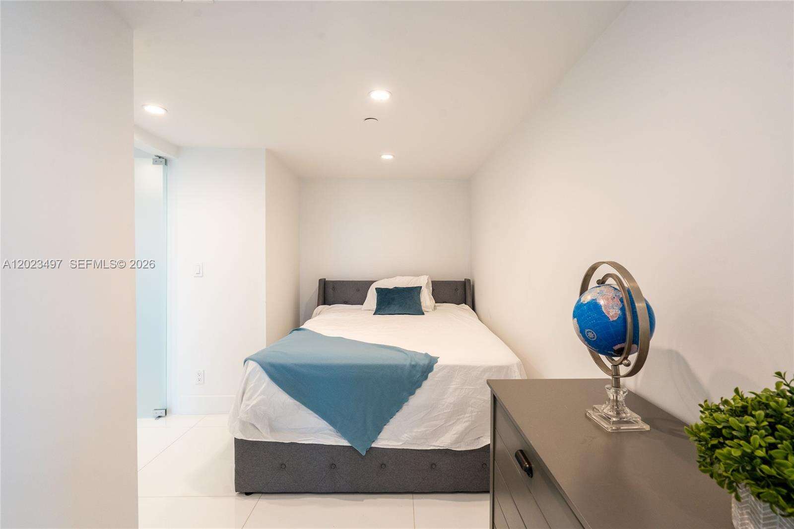 Decoplage at 100 Lincoln Rd, Miami Beach, FL 33139 - For Rent photo 22