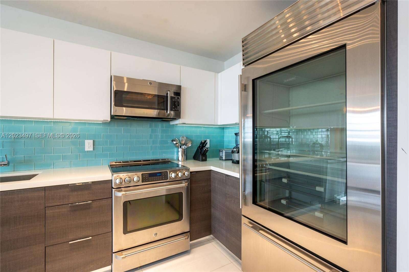 Decoplage at 100 Lincoln Rd, Miami Beach, FL 33139 - For Rent photo 8