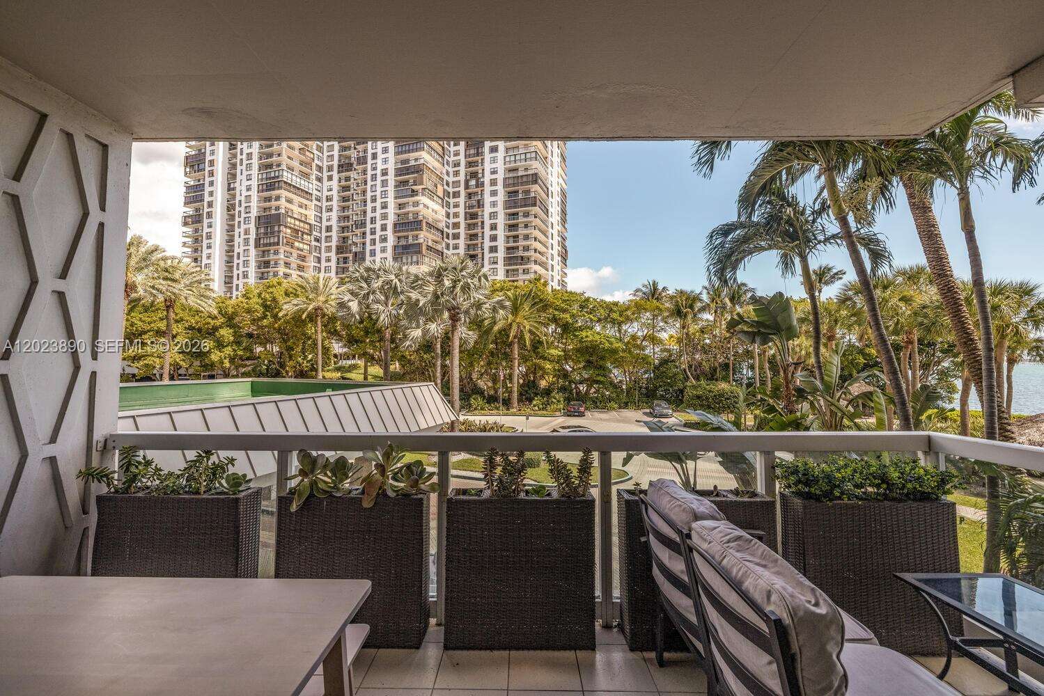 Brickell Townhouse at 2451 Brickell Ave, Miami, FL 33129 - For Rent photo 8