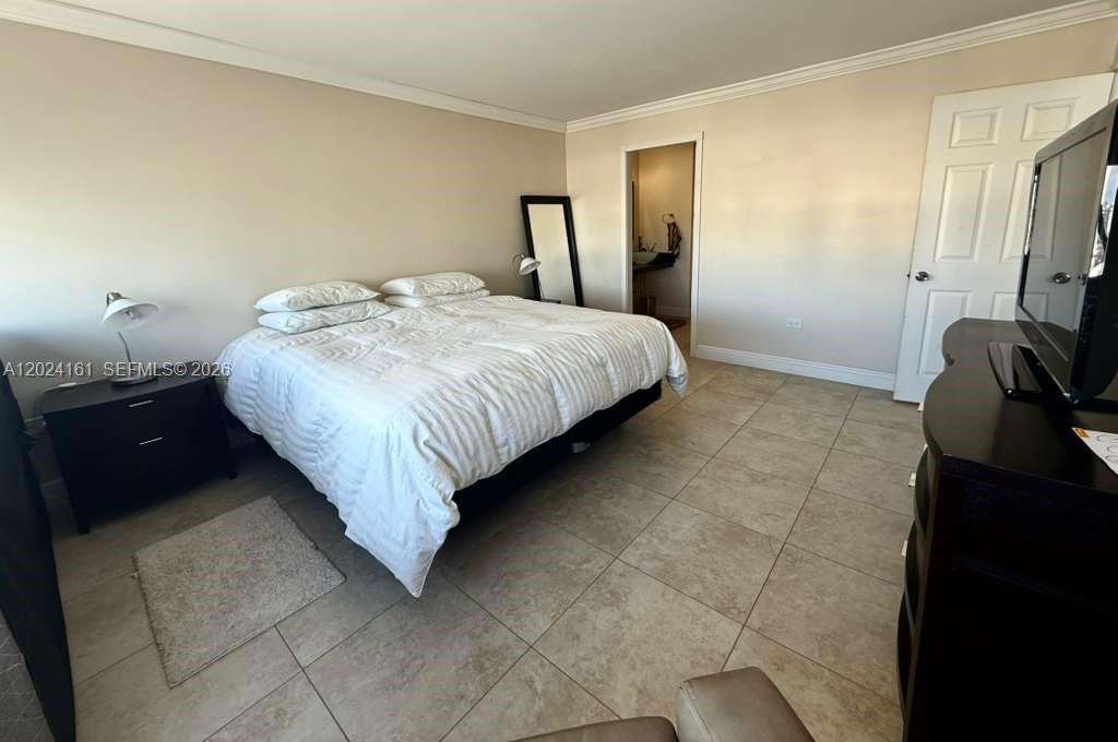 Burleigh House at 7135 Collins Ave, Miami Beach, FL 33141 - For Rent photo 14