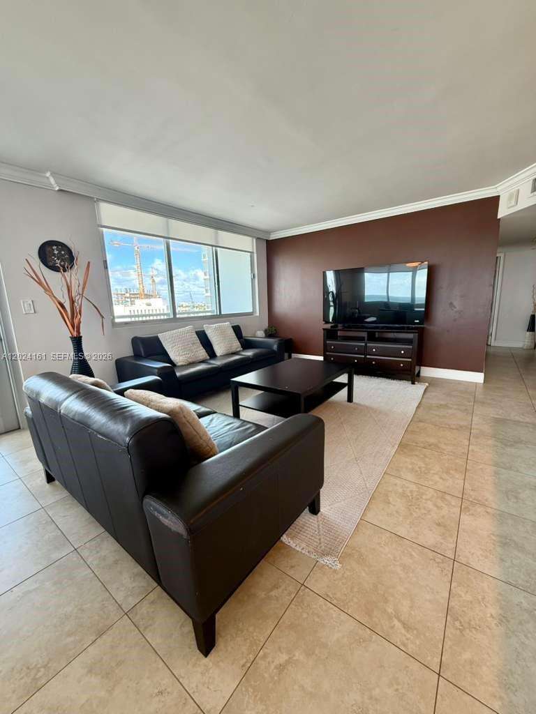 Burleigh House at 7135 Collins Ave, Miami Beach, FL 33141 - For Rent photo 7