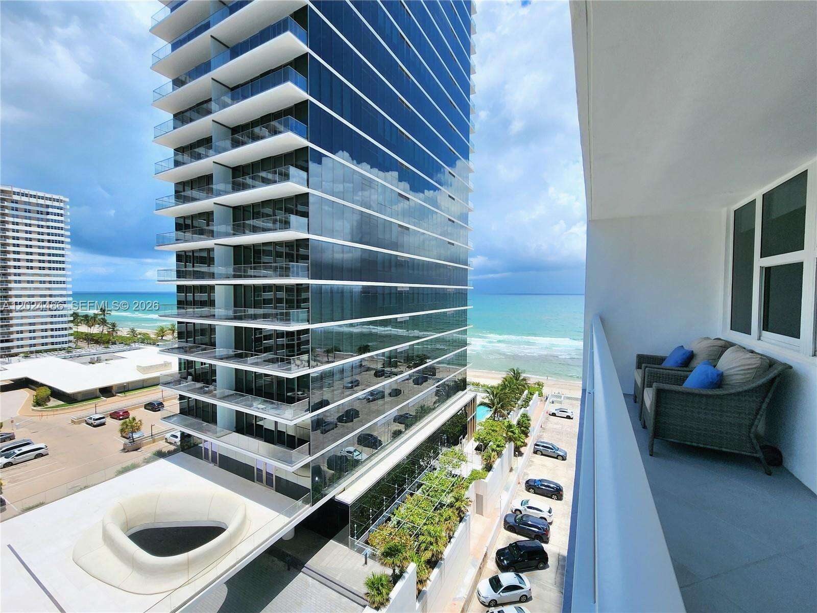 Parker Plaza at 2030 Ocean Dr, Hallandale Beach, FL 33009 - For Rent photo 3