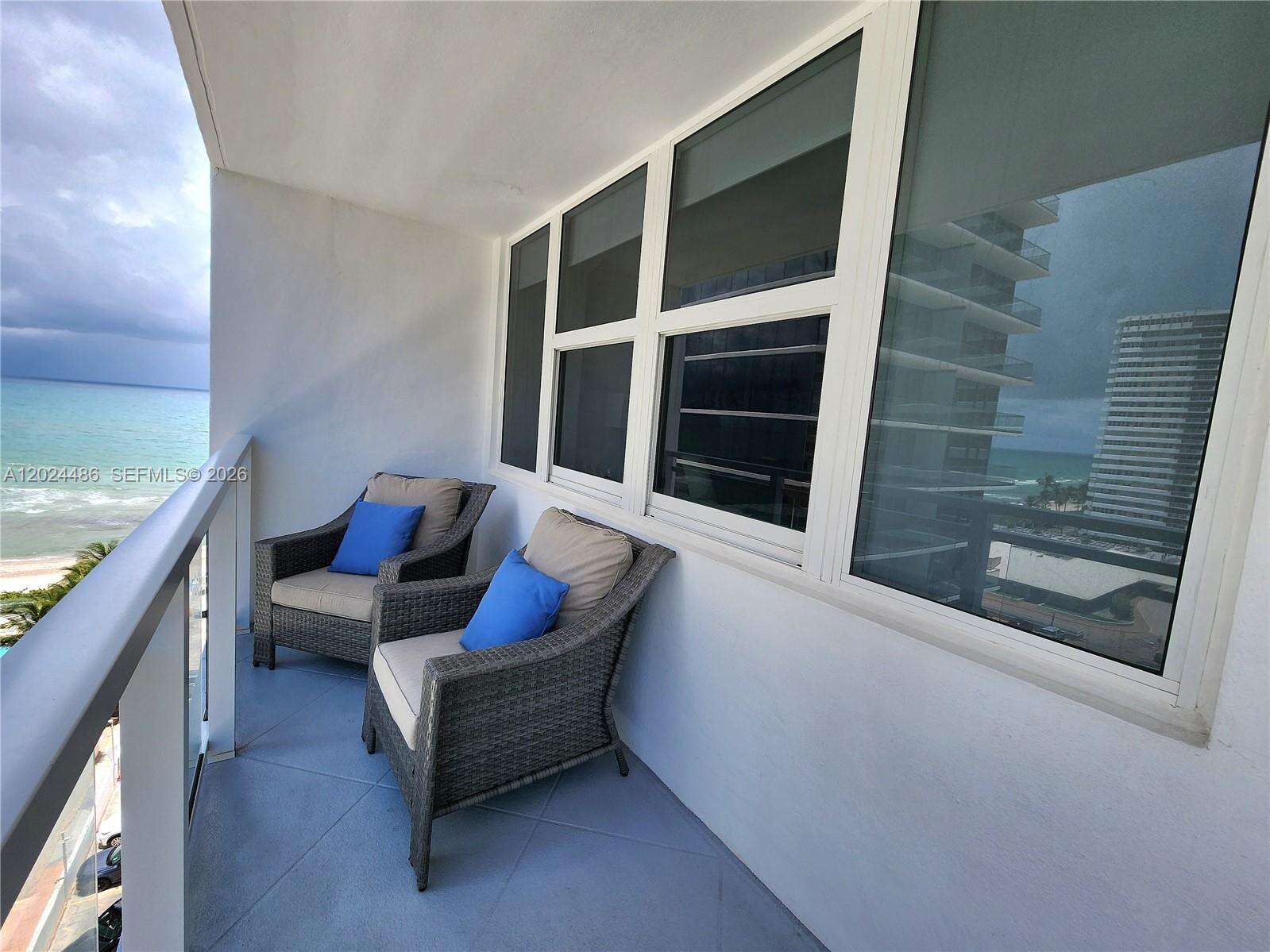 Parker Plaza at 2030 Ocean Dr, Hallandale Beach, FL 33009 - For Rent photo 4