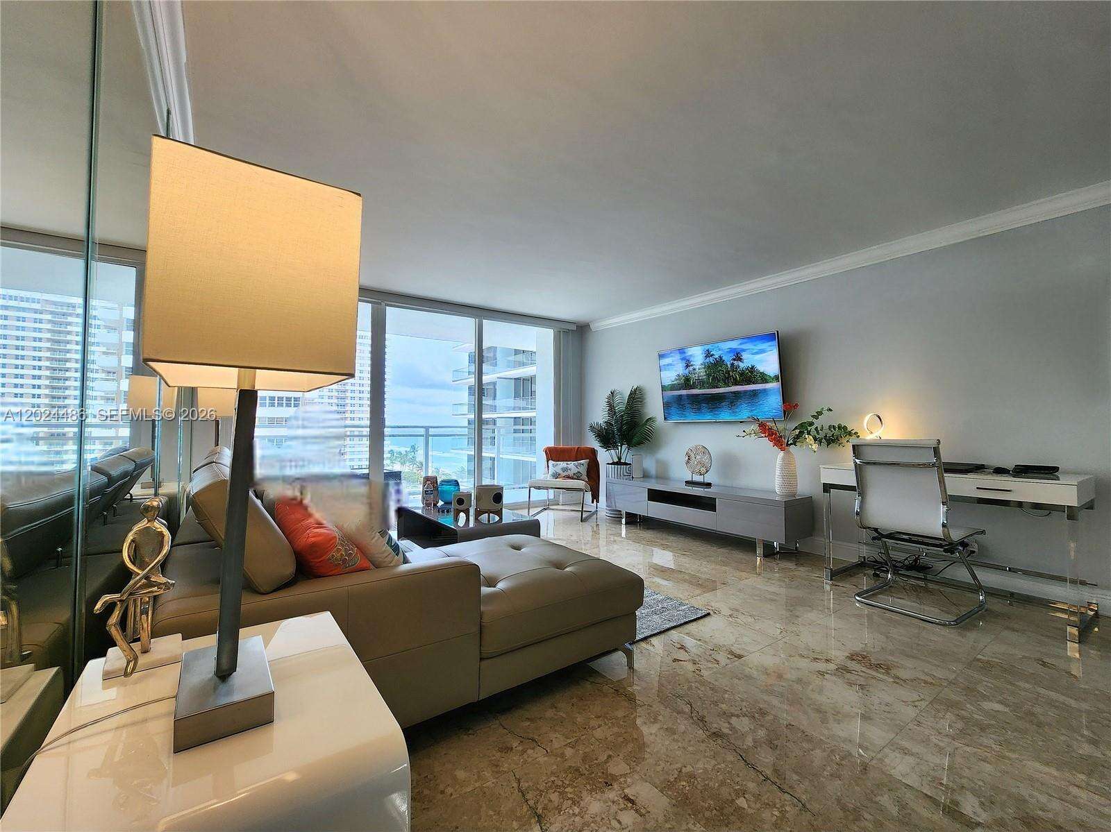 Parker Plaza at 2030 Ocean Dr, Hallandale Beach, FL 33009 - For Rent photo 6