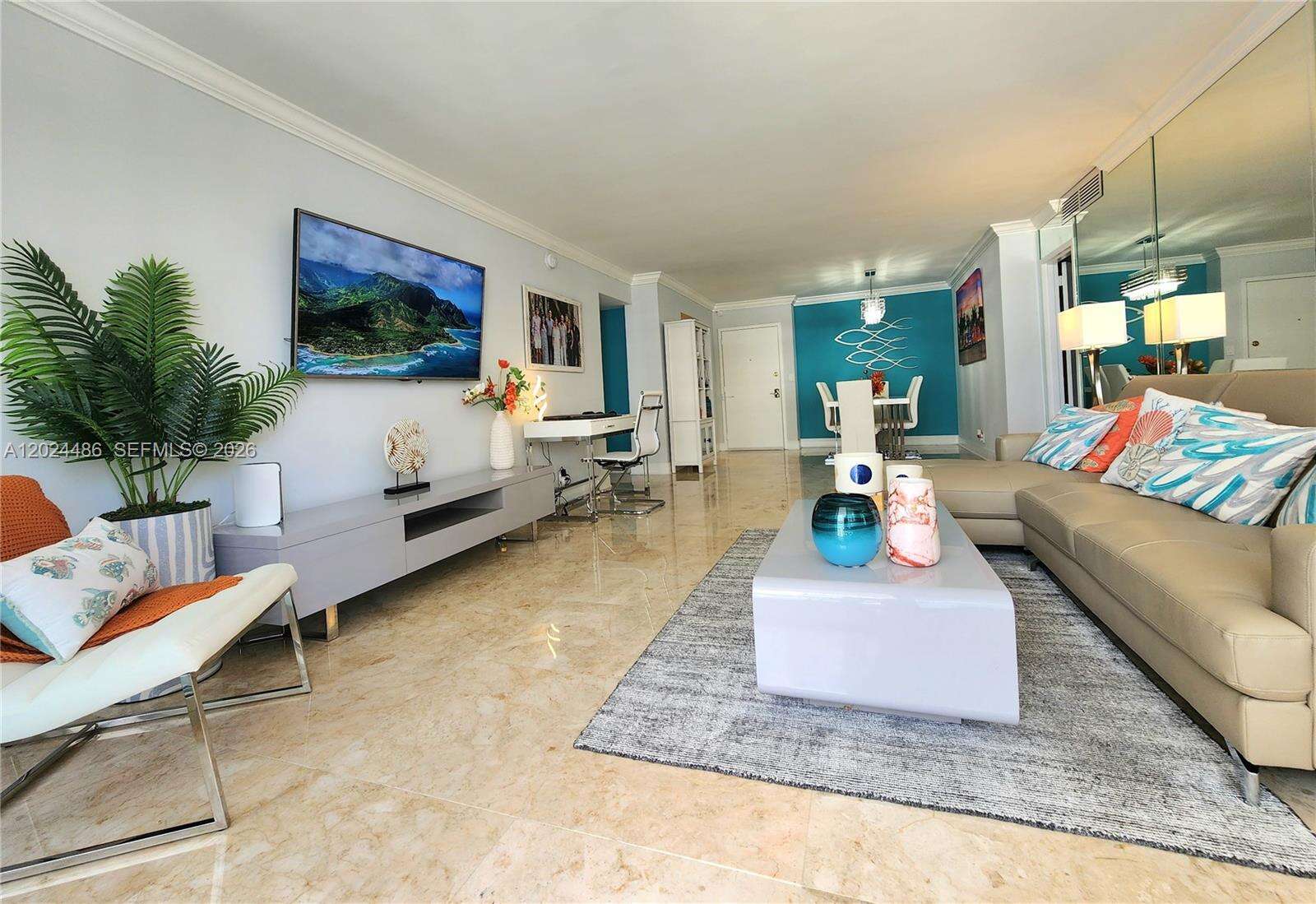 Parker Plaza at 2030 Ocean Dr, Hallandale Beach, FL 33009 - For Rent photo 8