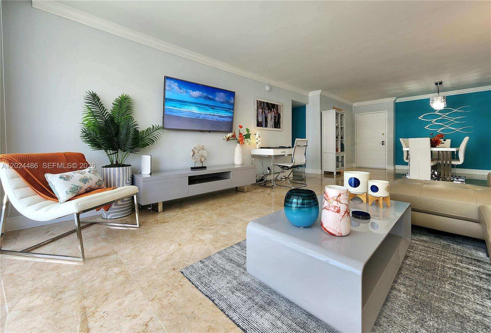 Parker Plaza at 2030 Ocean Dr, Hallandale Beach, FL 33009 - For Rent photo 9