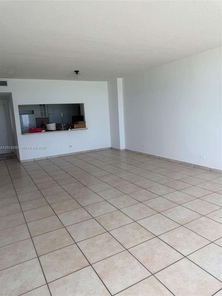 The Pavilion at 5601 Collins Ave, Miami Beach, FL 33140 - For Rent photo 13