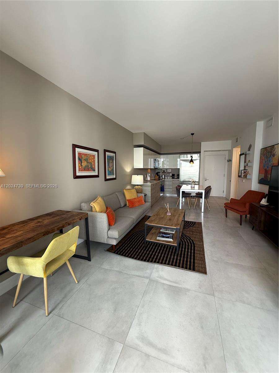 Brickell House at 1300 Brickell Bay Dr, Miami, FL 33131 - For Rent photo 12