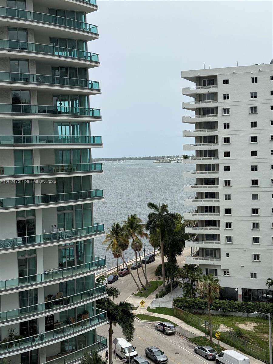 Brickell House at 1300 Brickell Bay Dr, Miami, FL 33131 - For Rent photo 14