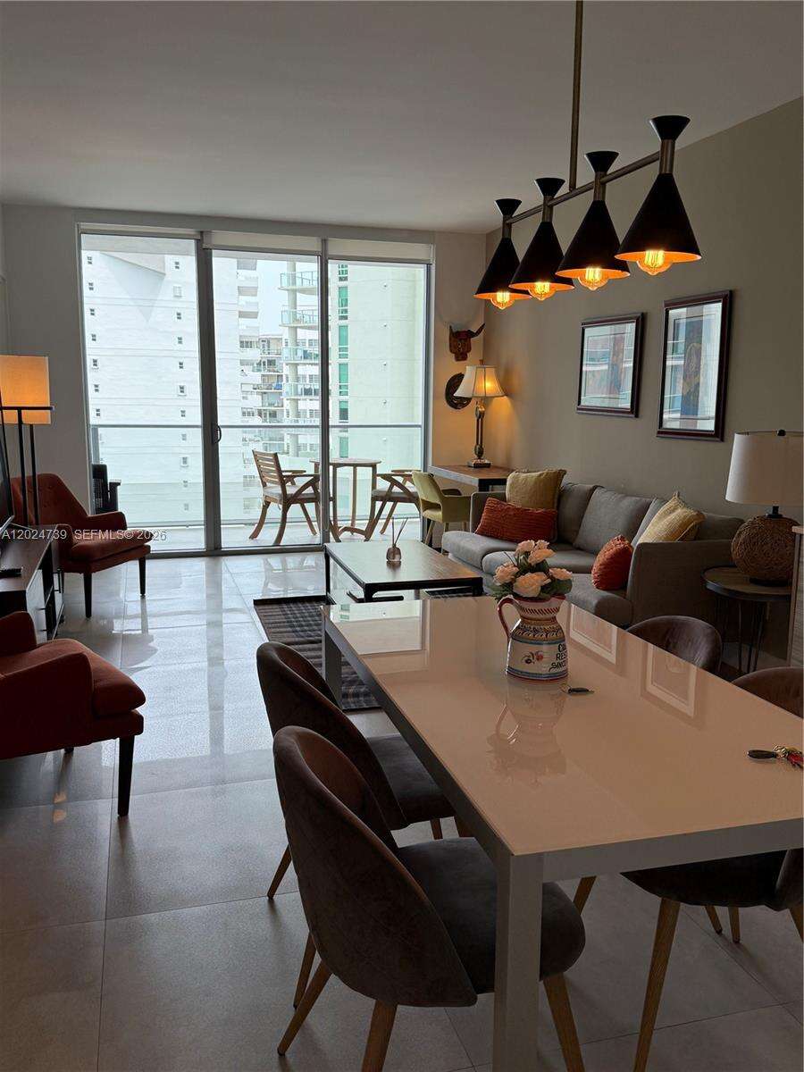Brickell House at 1300 Brickell Bay Dr, Miami, FL 33131 - For Rent photo 4